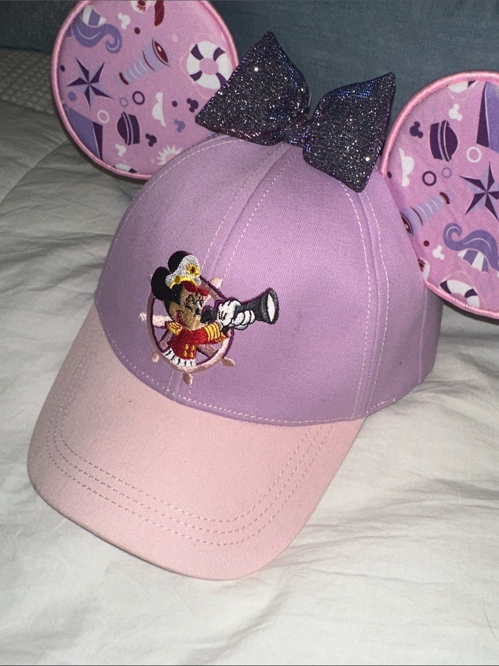 Like New! Minnie Mouse Disney Cruise Ear Girls Baseball Hat - Picture 2 of 5